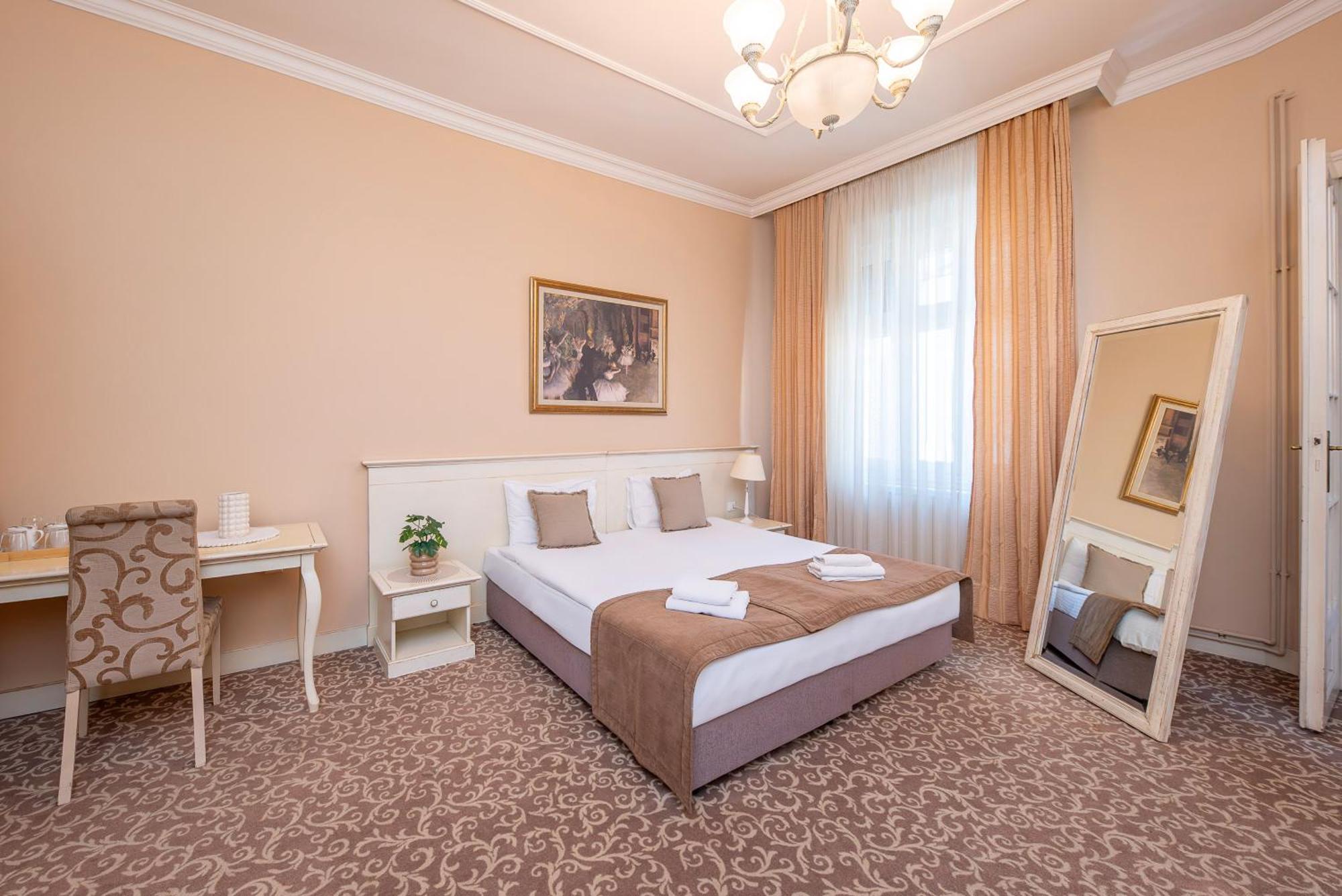 Top Central Rooms Belgrade Luaran gambar